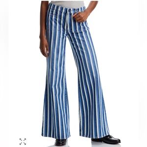 MOTHER| NWT Patch Pocket Twister Sneak Jeans